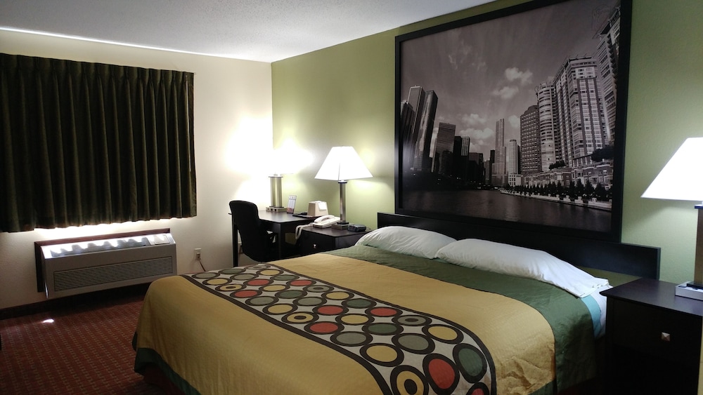 Standard Room, 1 King Bed - Photo 5