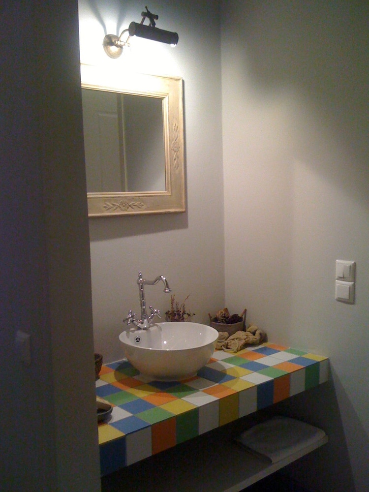 Basic Suite, 1 Bedroom, Ground Floor (Triple) photo 2