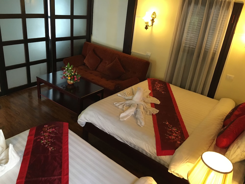 Deluxe Family Room