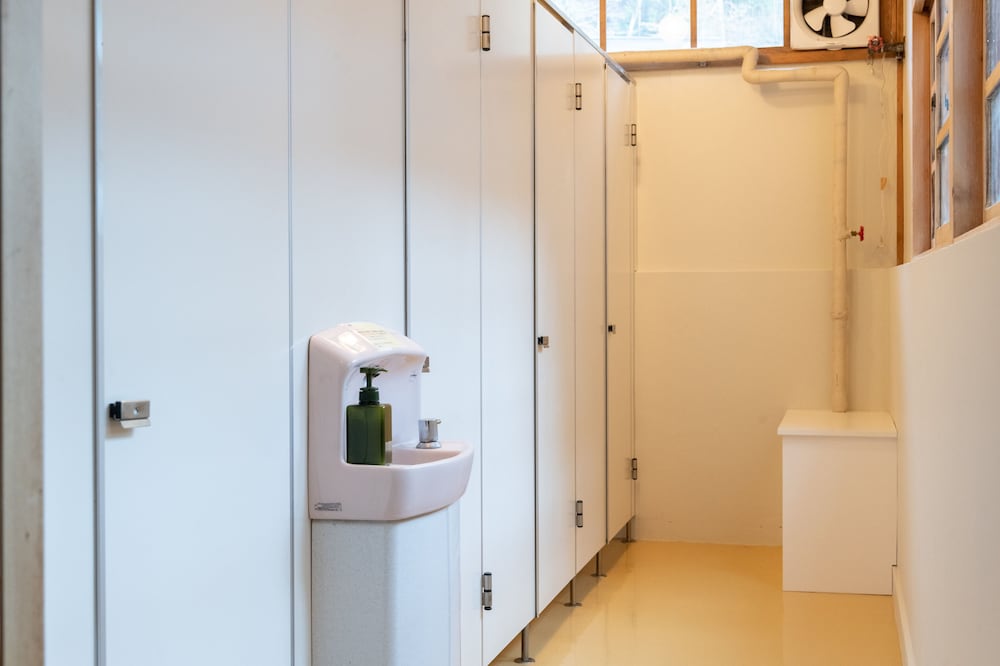 Basic Single Room photo 2