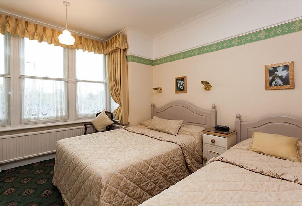 Traditional Twin Room photo 1