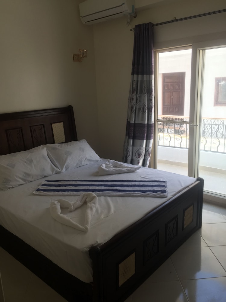Single Room - Photo 3