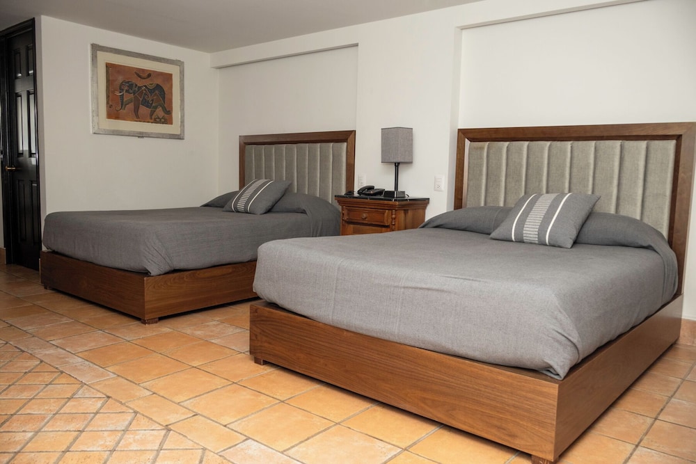 Family Suite, 2 Double Beds - Photo 4