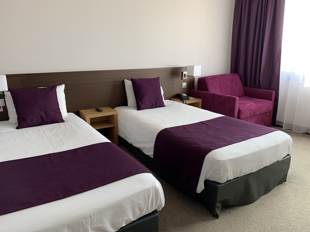 Classic Twin Room, Multiple Beds - Photo 3