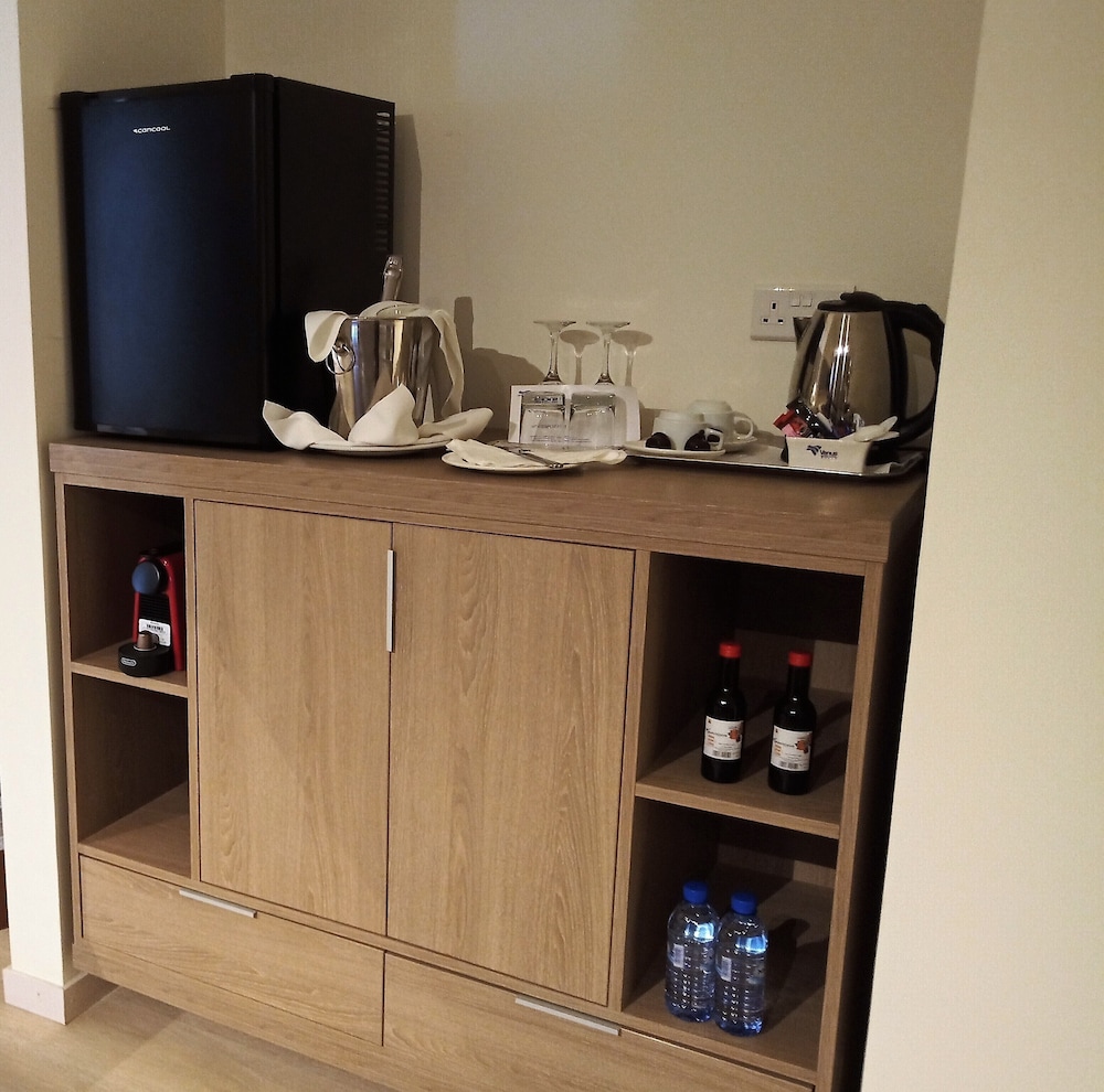 Venus Suite with Direct Sea View photo 3
