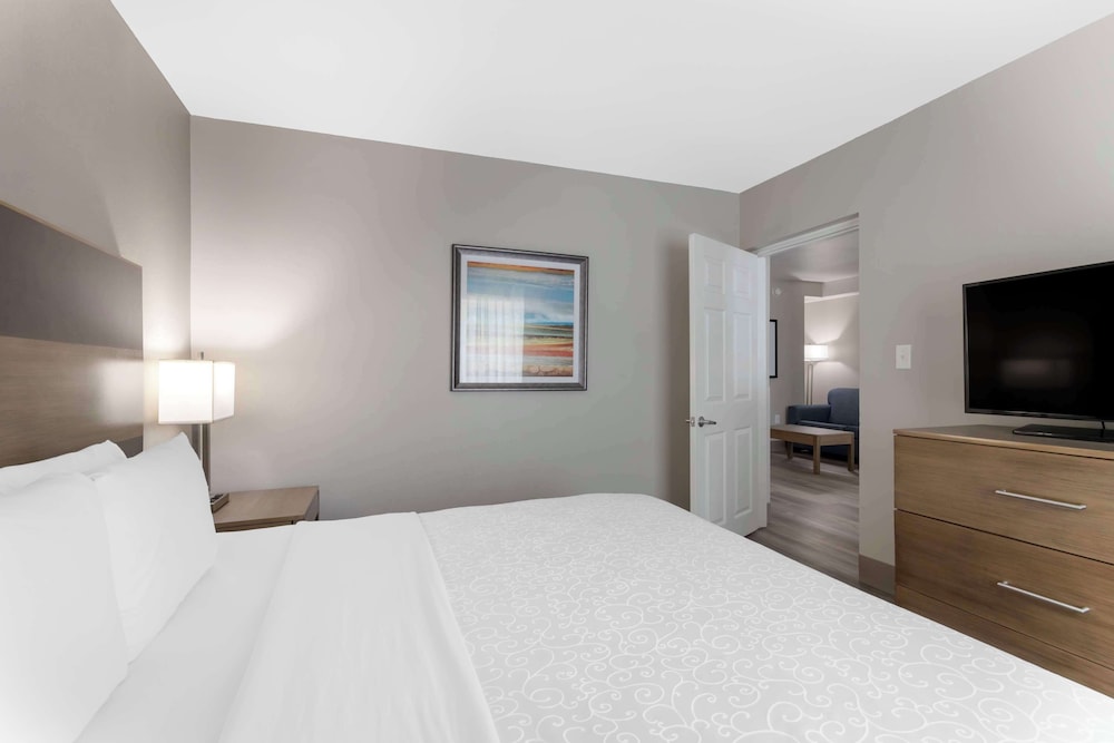 Available room