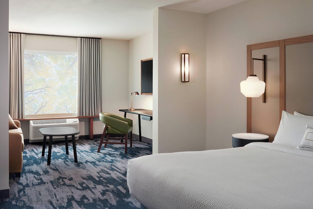 Suite, 1 King Bed with Sofa bed (Hearing Accessible)