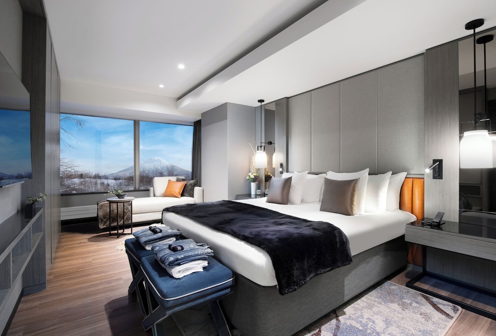 Suite, 2 Bedrooms (Yotei View) - Photo 1