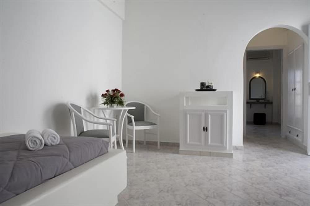 Family Suite, 2 Bedrooms - Photo 2
