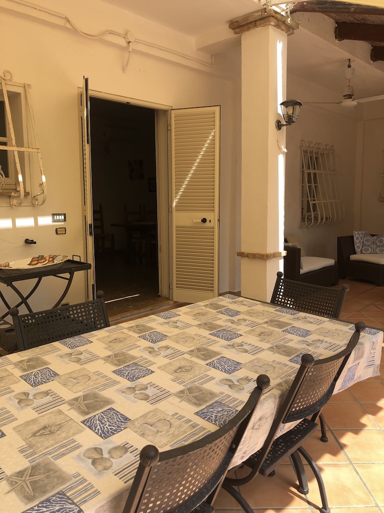 Family Villa, Partial Sea View photo 2