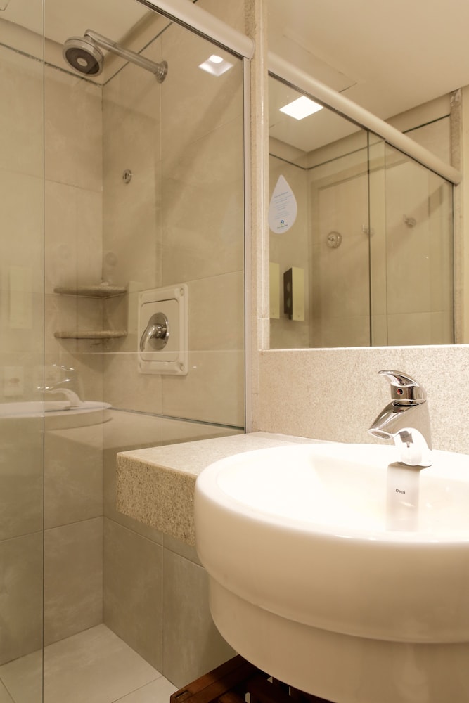 Triple Room, Sea Facing photo 2