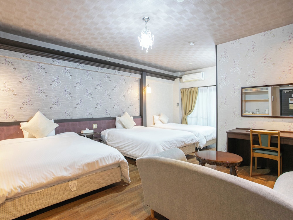 Family Triple Room photo 3