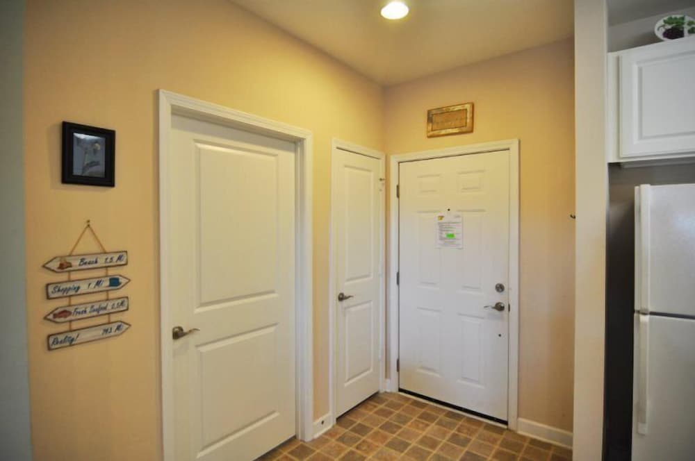 Condo (1322 Crow Creek Drive) photo 3