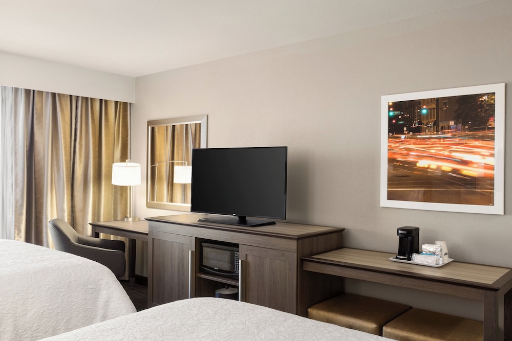2 Queen Beds, Accessible, Bathtub, Non Smoking - Photo 3
