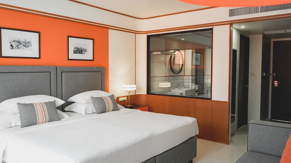 Deluxe Room, Pool Access - Photo 6