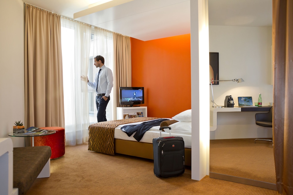 Executive Room - Photo 2