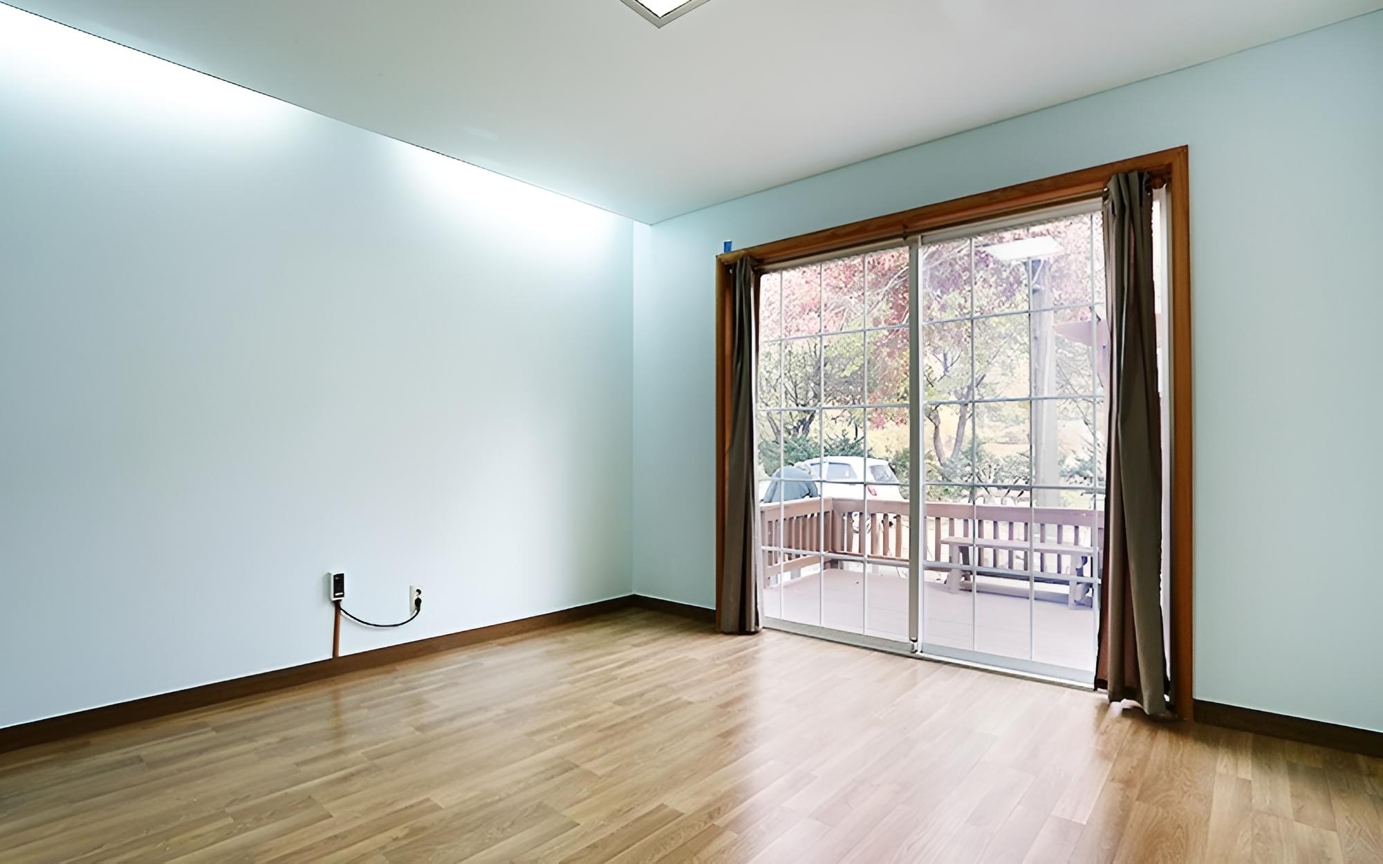 Room (No 102) photo 3
