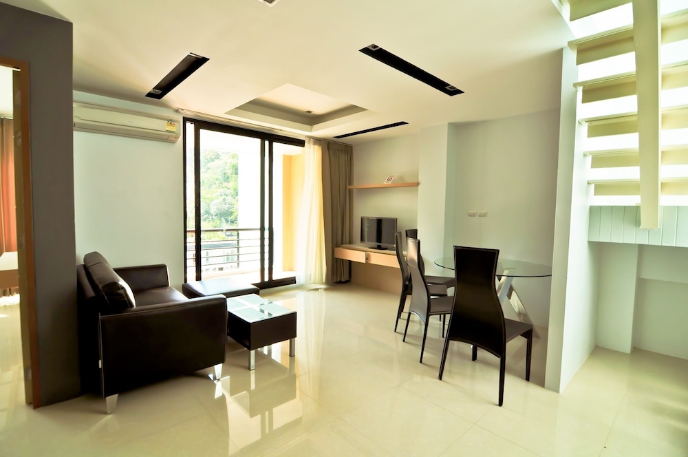 1-Bedroom Apartment With Private Pool photo 3