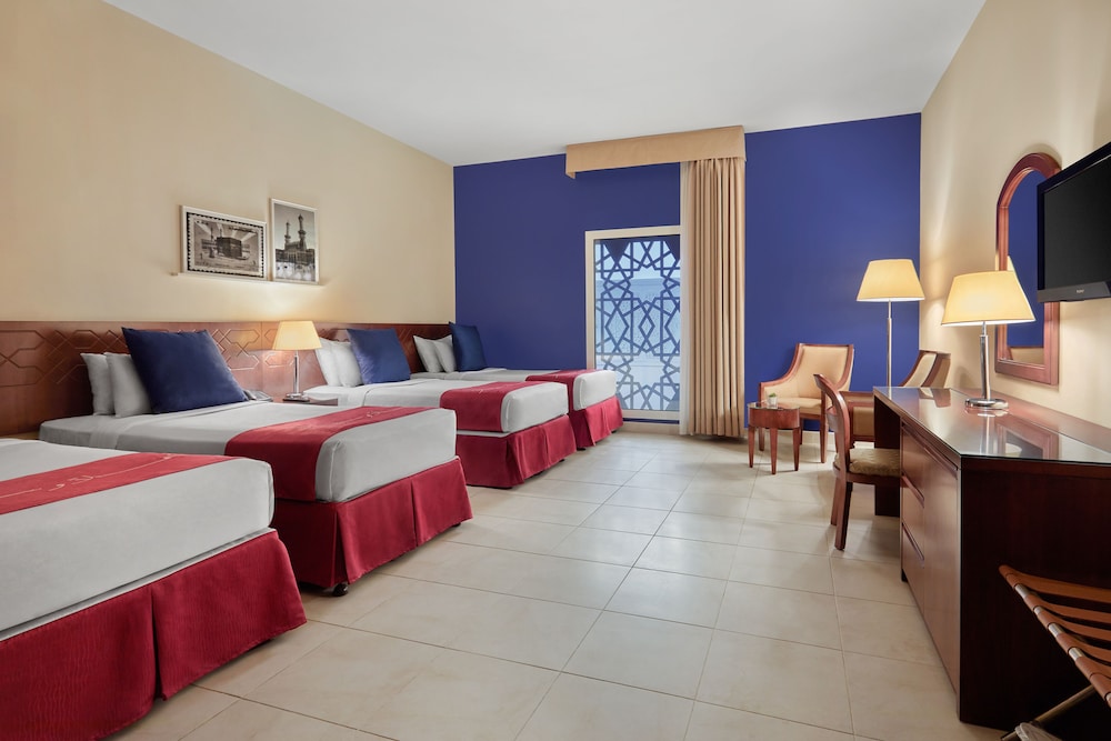 Standard Quadruple Room - Photo 1