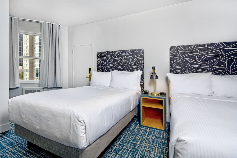 Executive Room, 2 Double Beds - Photo 2