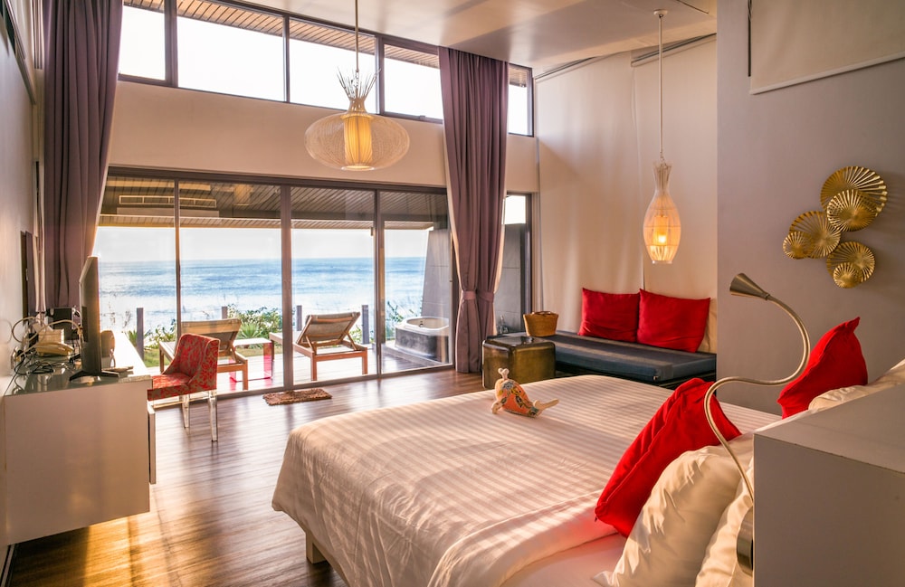 The Privilege Suite with Spectacular Sea View - Photo 23