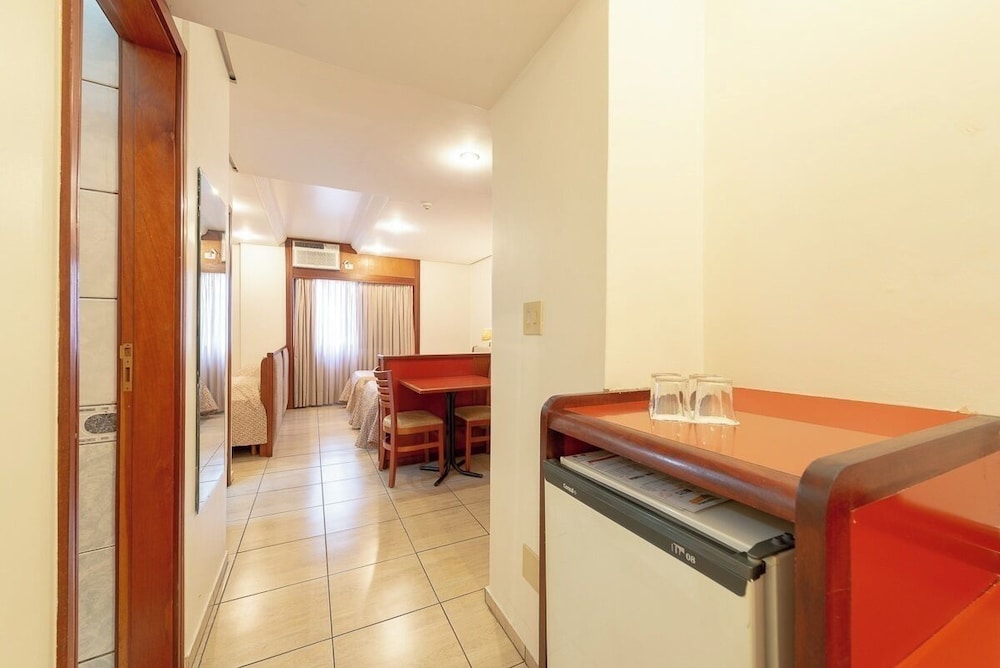 Standard Quadruple Room - Photo 10