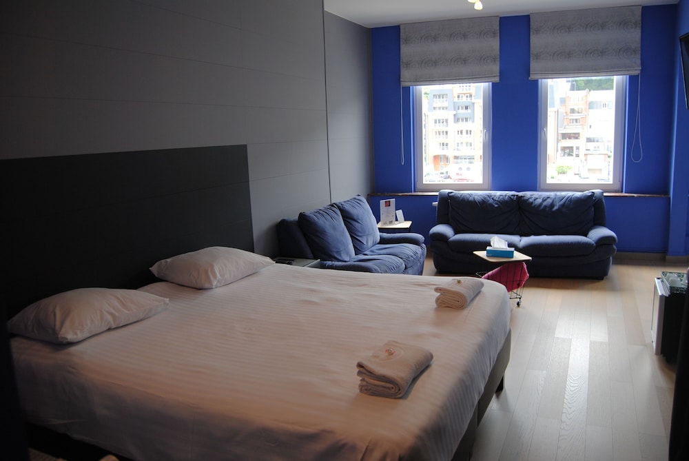 Superior Room (Deluxe) photo 2