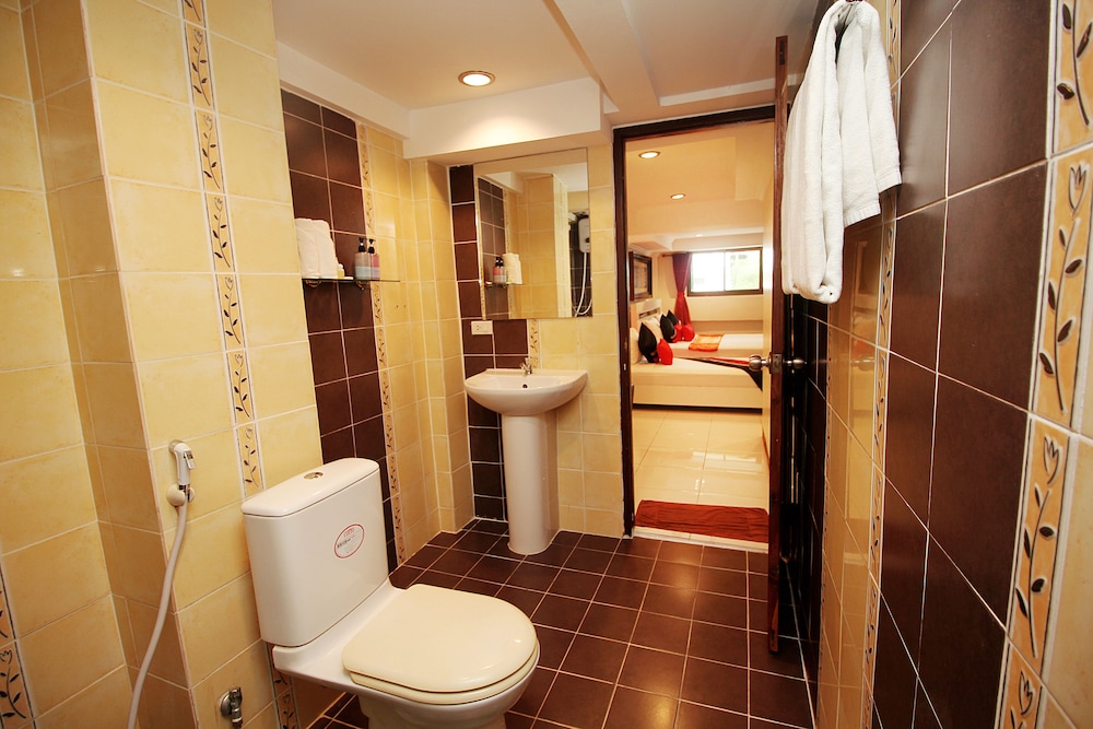 Deluxe Triple Room - Photo 2