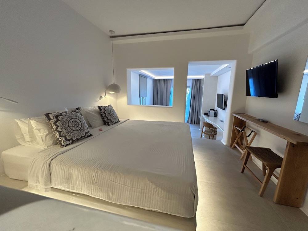 Family Studio Suite