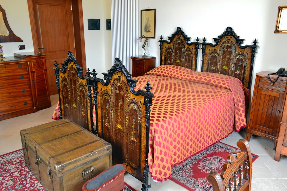 Superior Suite, 1 Queen Bed photo 2