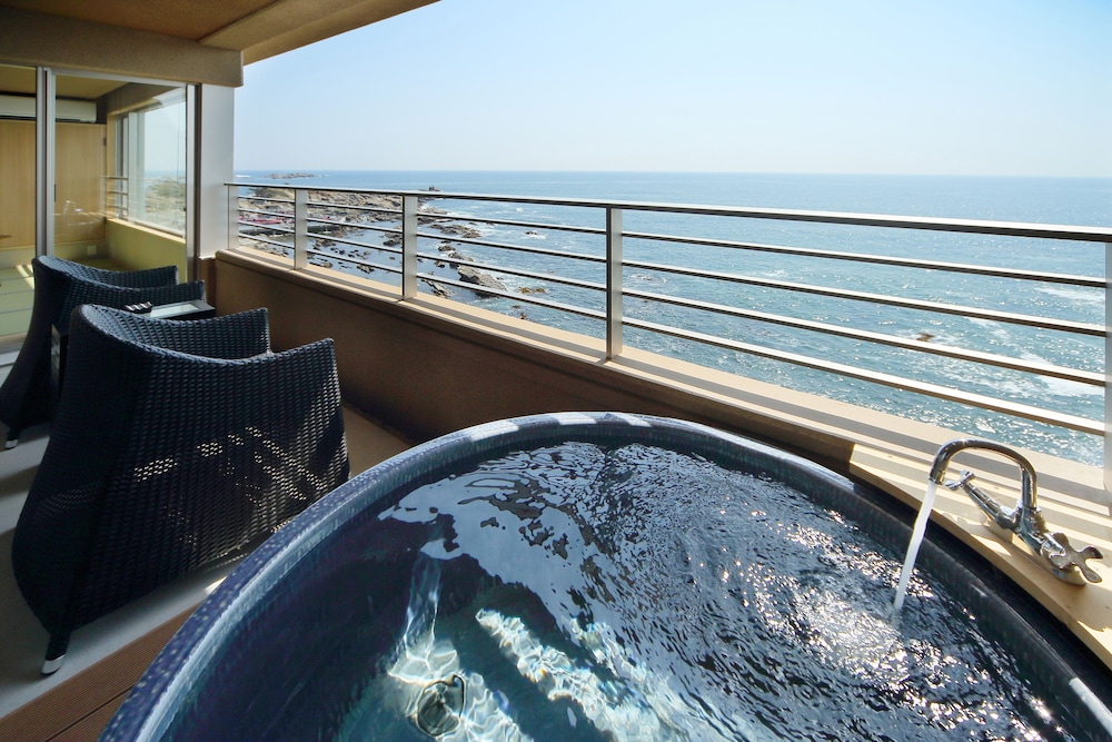 Japanese Style Room With Private Open-Air Bath B/C, Non Smoking, Cash Only On Site Payment - Photo 2