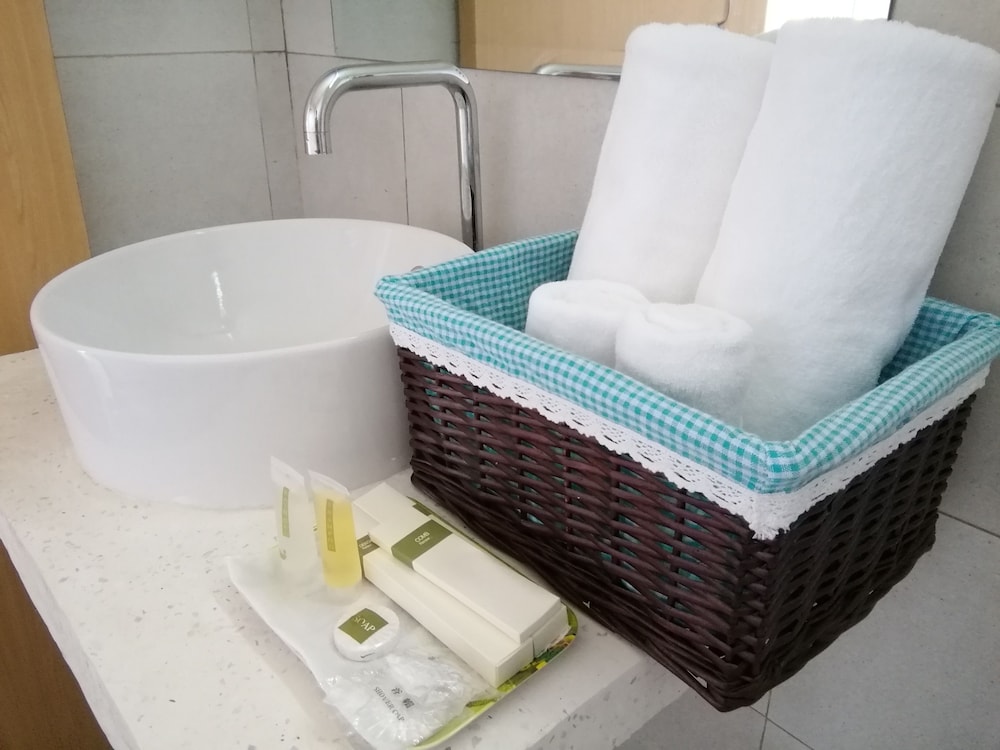 Superior Twin Room, Multiple Beds, Balcony, Pool View