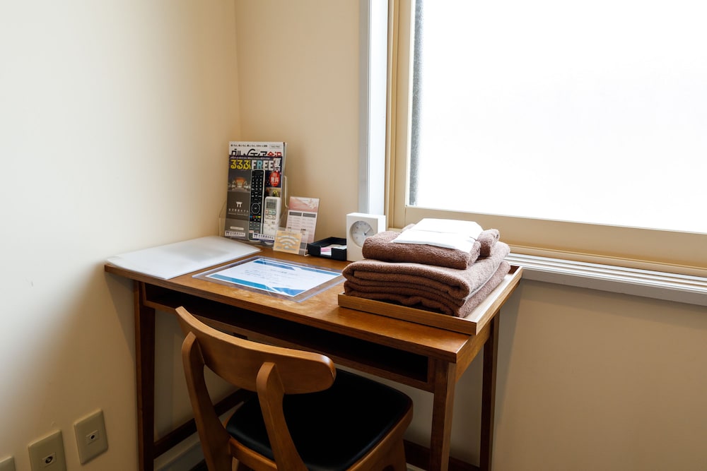 Deluxe Room, Multiple Beds, Non Smoking photo 3