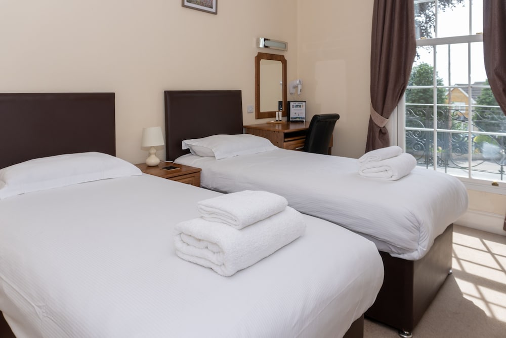 Family Quadruple Room, Ensuite photo 2