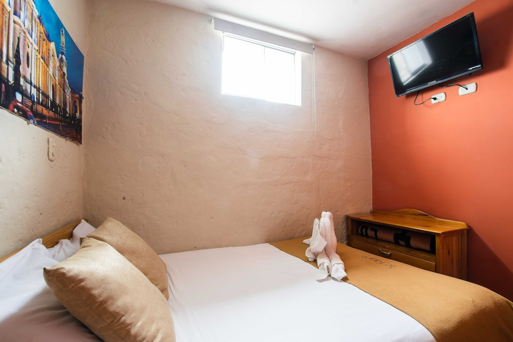 Economy Double Room, Courtyard View photo 2
