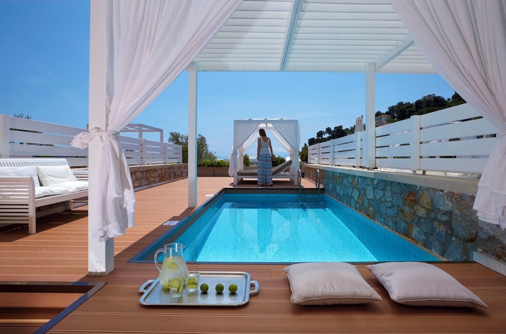 Suite, Private Pool - Photo 1