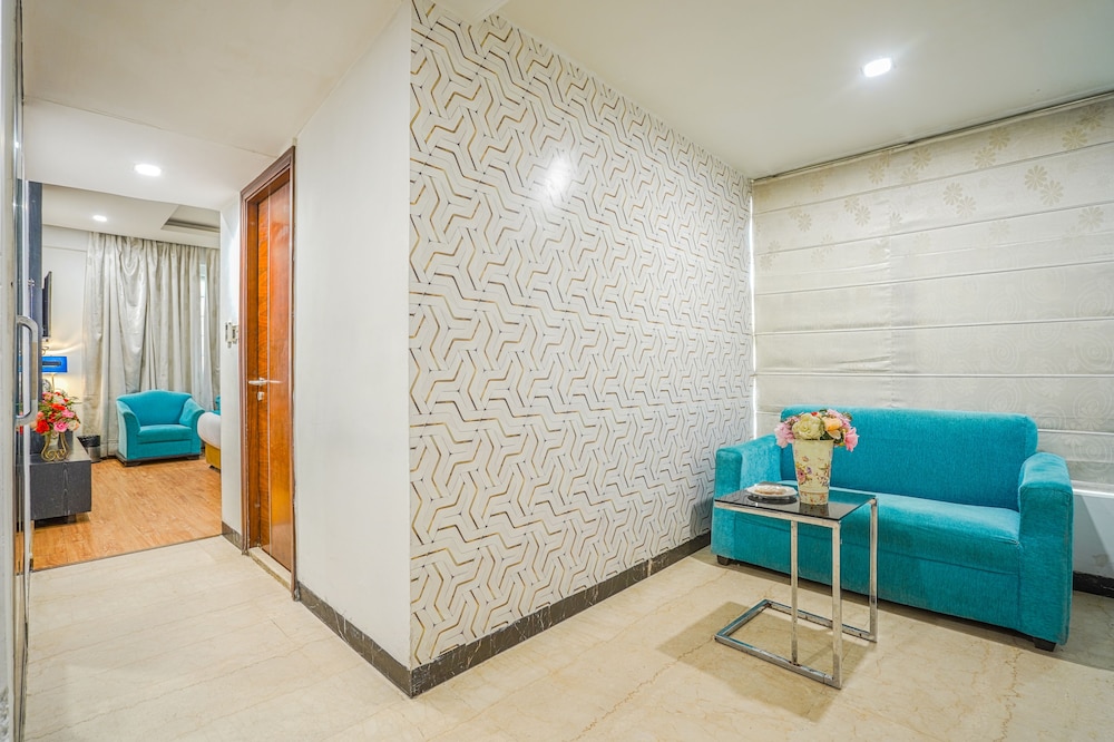 Luxury Room, Smoking photo 3