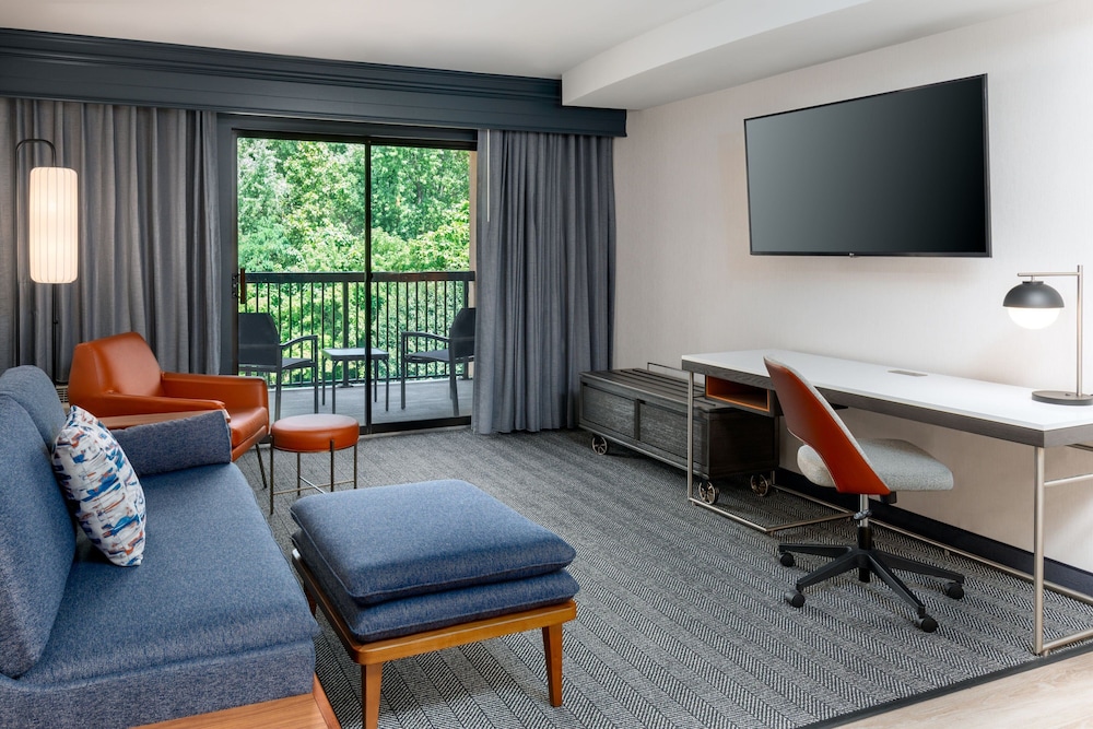 Suite, 1 Bedroom, Balcony