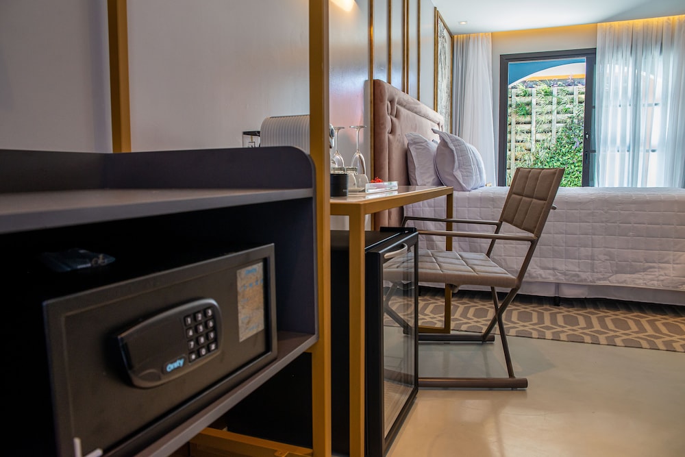 Executive Double Room, Garden View - Photo 1