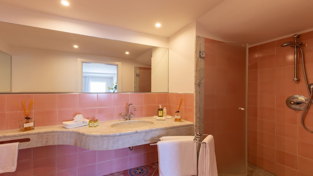 Superior Suite, Balcony, Sea View - Photo 6