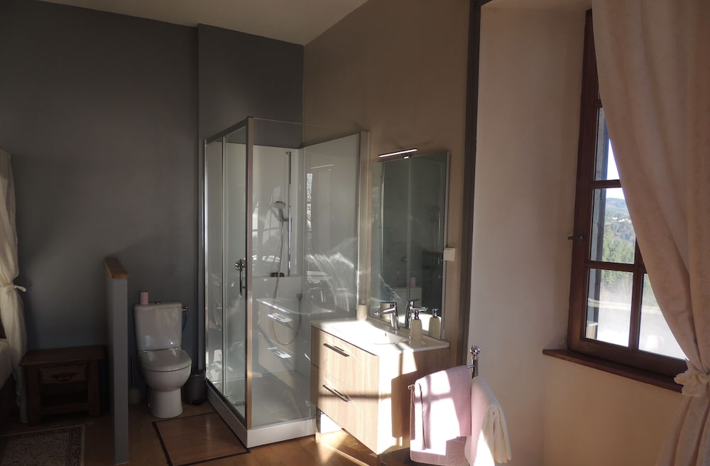 Room (Baron) photo 2