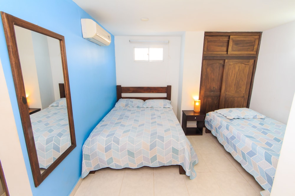Basic Twin Room (3 pax) photo 1