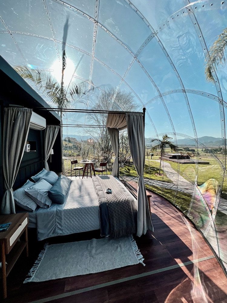 Tent, 1 Queen Bed, Mountain View photo 1