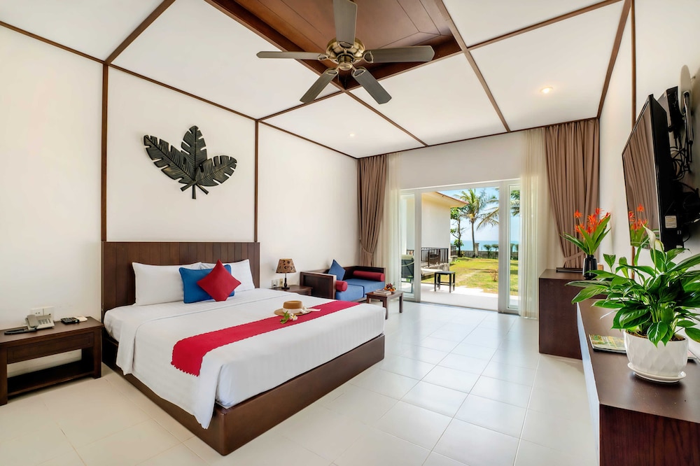 Villa Double or Twin, Sea View photo 3