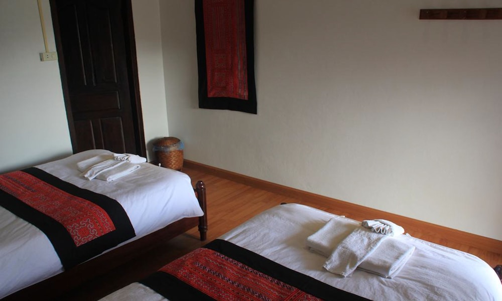 Standard Twin Room photo 2