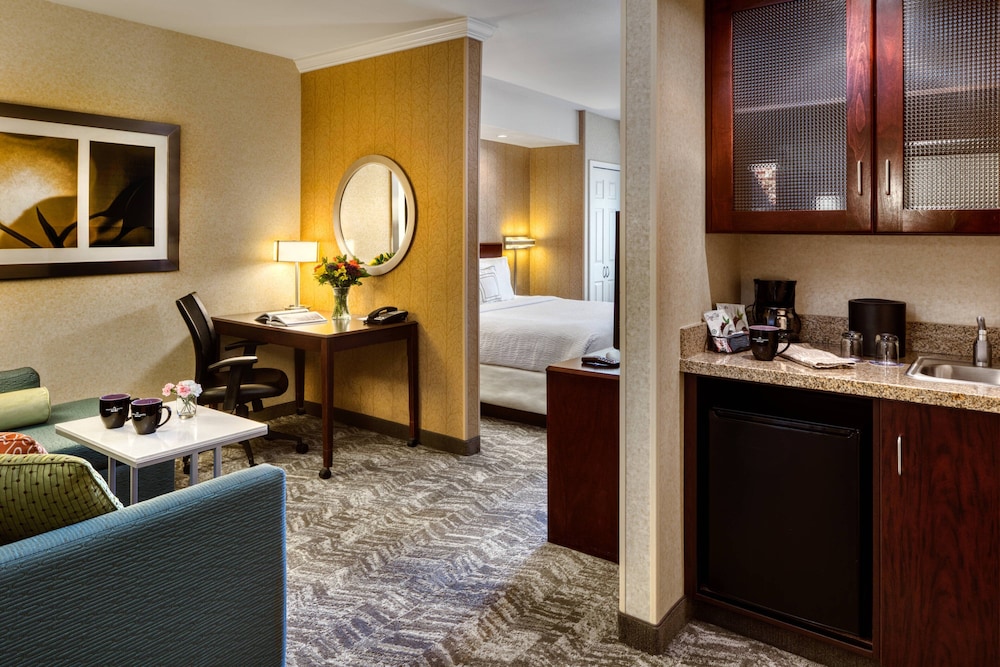 Suite, Multiple Beds - Photo 2