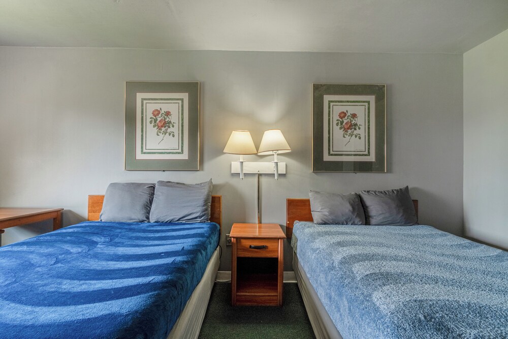 Room, 2 Double Beds, Non Smoking photo 2