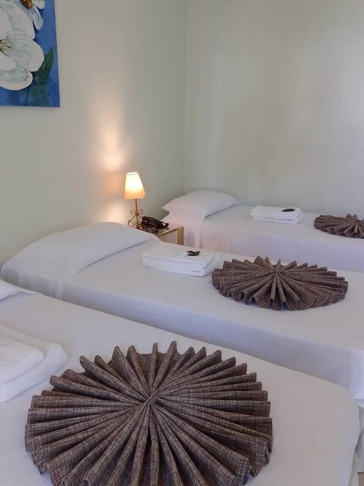 Standard Quadruple Room photo 2