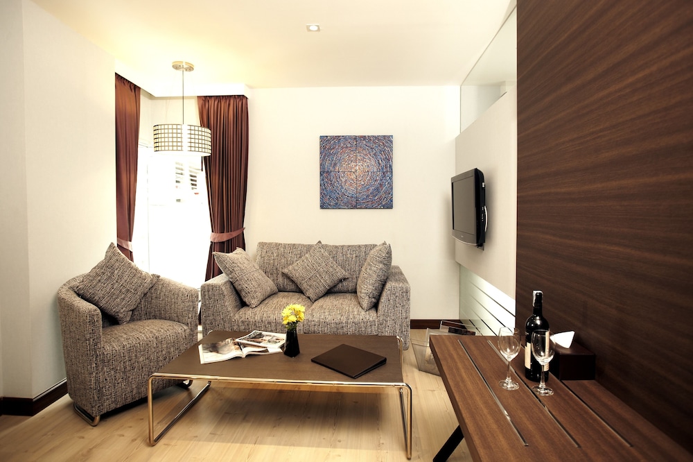 Suite (Single Room) photo 2