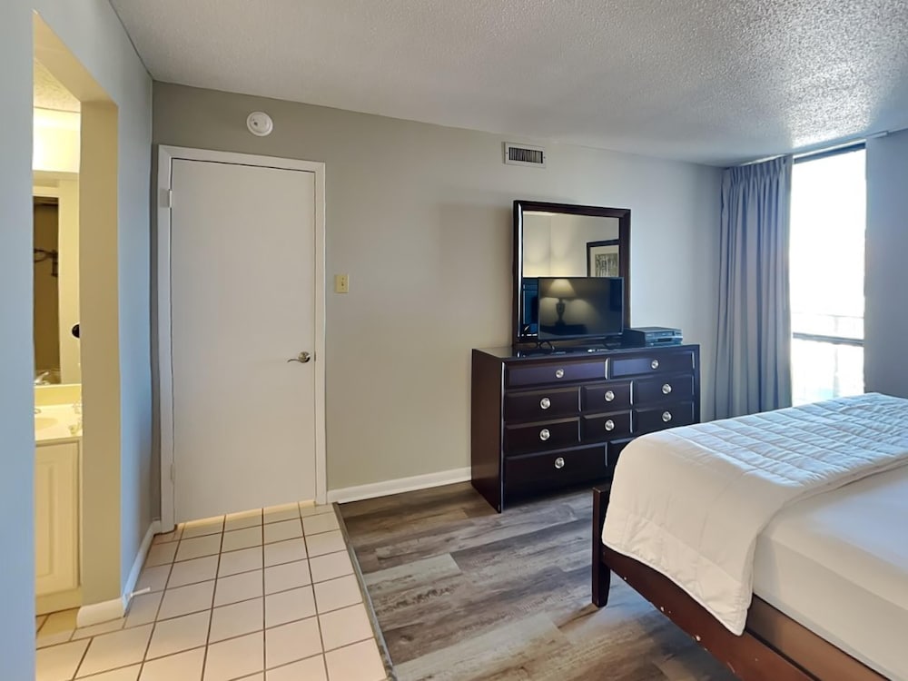 Condo, Multiple Beds, Balcony, Ocean View (Leeward 206 - No Pets)